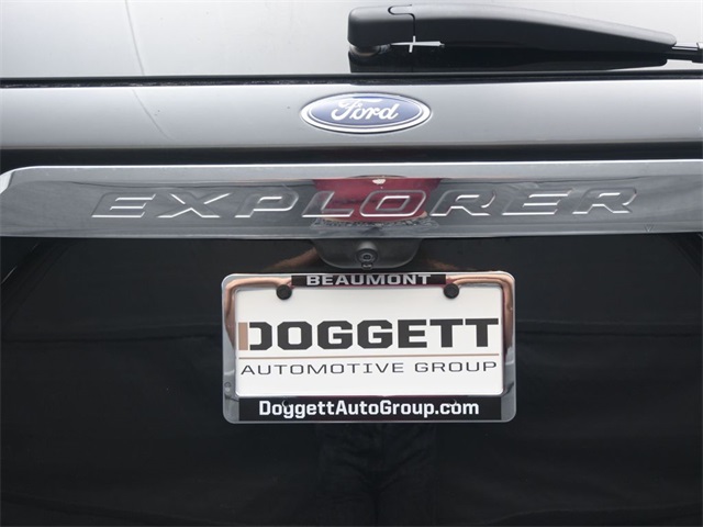 2021 Ford Explorer XLT photo 25
