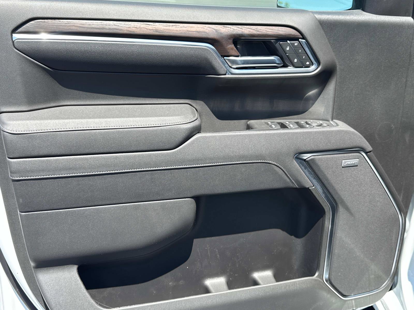 2025 Gmc Sierra 1500 SLT photo 19