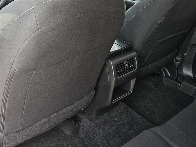 2024 Nissan Rogue S photo 27