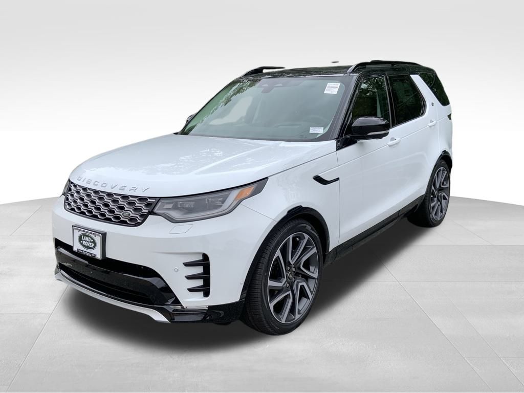 2025 Land Rover Discovery Metropolitan Edition's photo