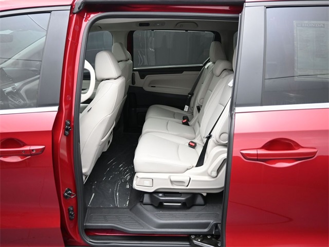 2026 Honda Odyssey EX-L photo 3