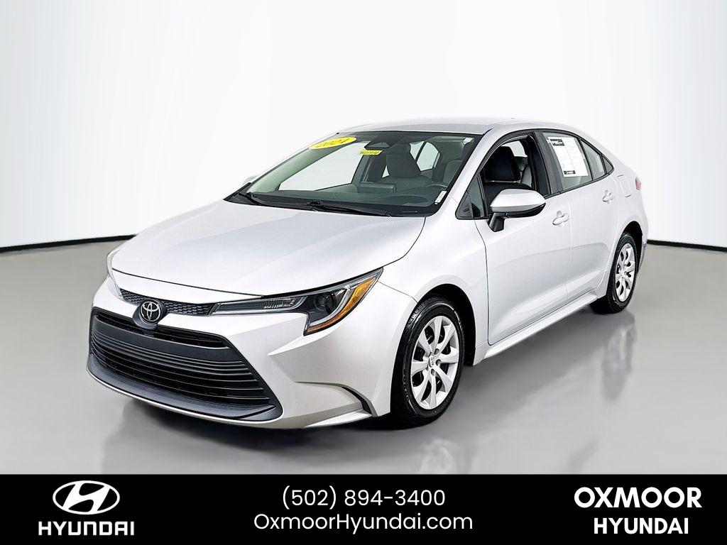 2024 Toyota Corolla LE photo 3