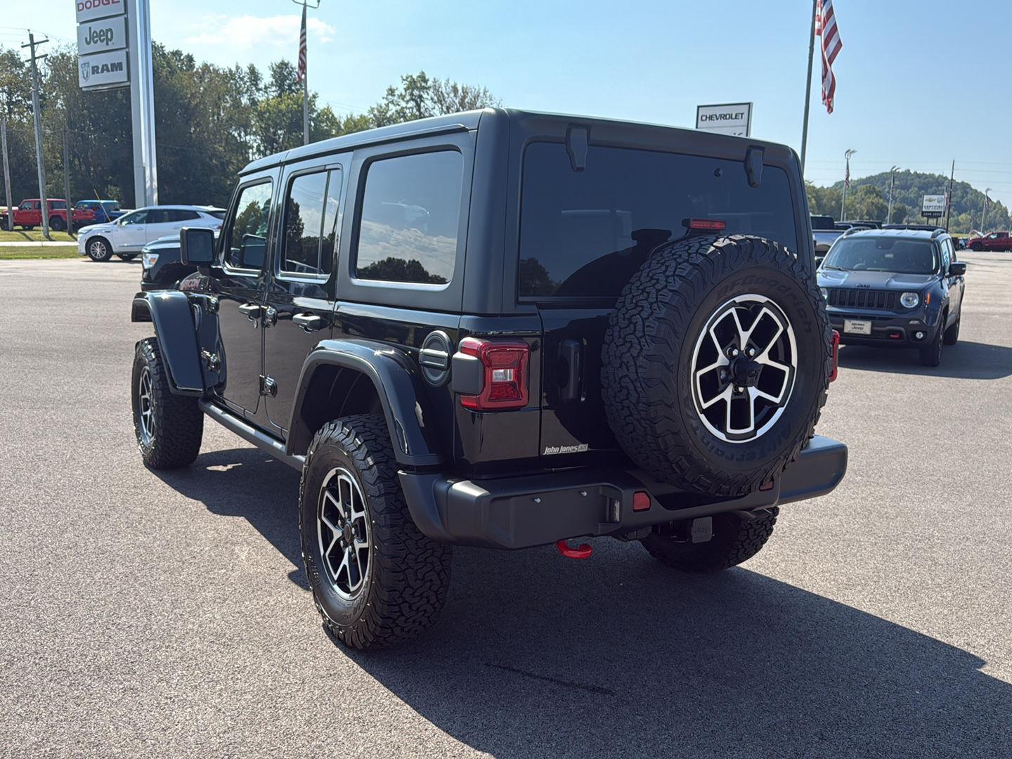 2025 Jeep Wrangler Rubicon photo 14