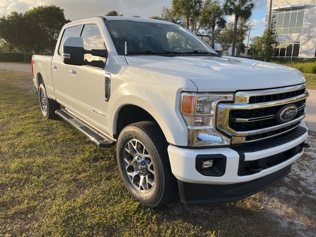 2022 Ford F-250 Super Duty Lariat's photo