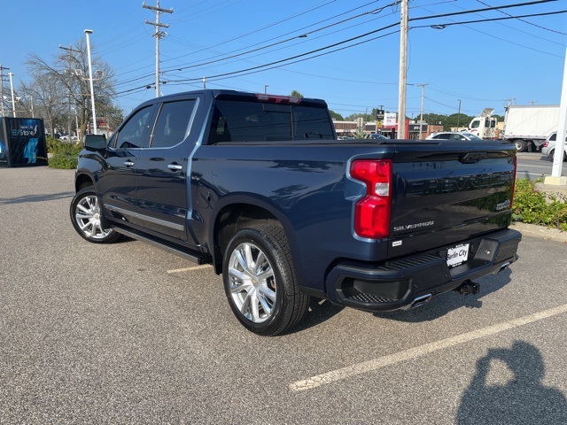 2022 Chevrolet Silverado 1500 High Country photo 5