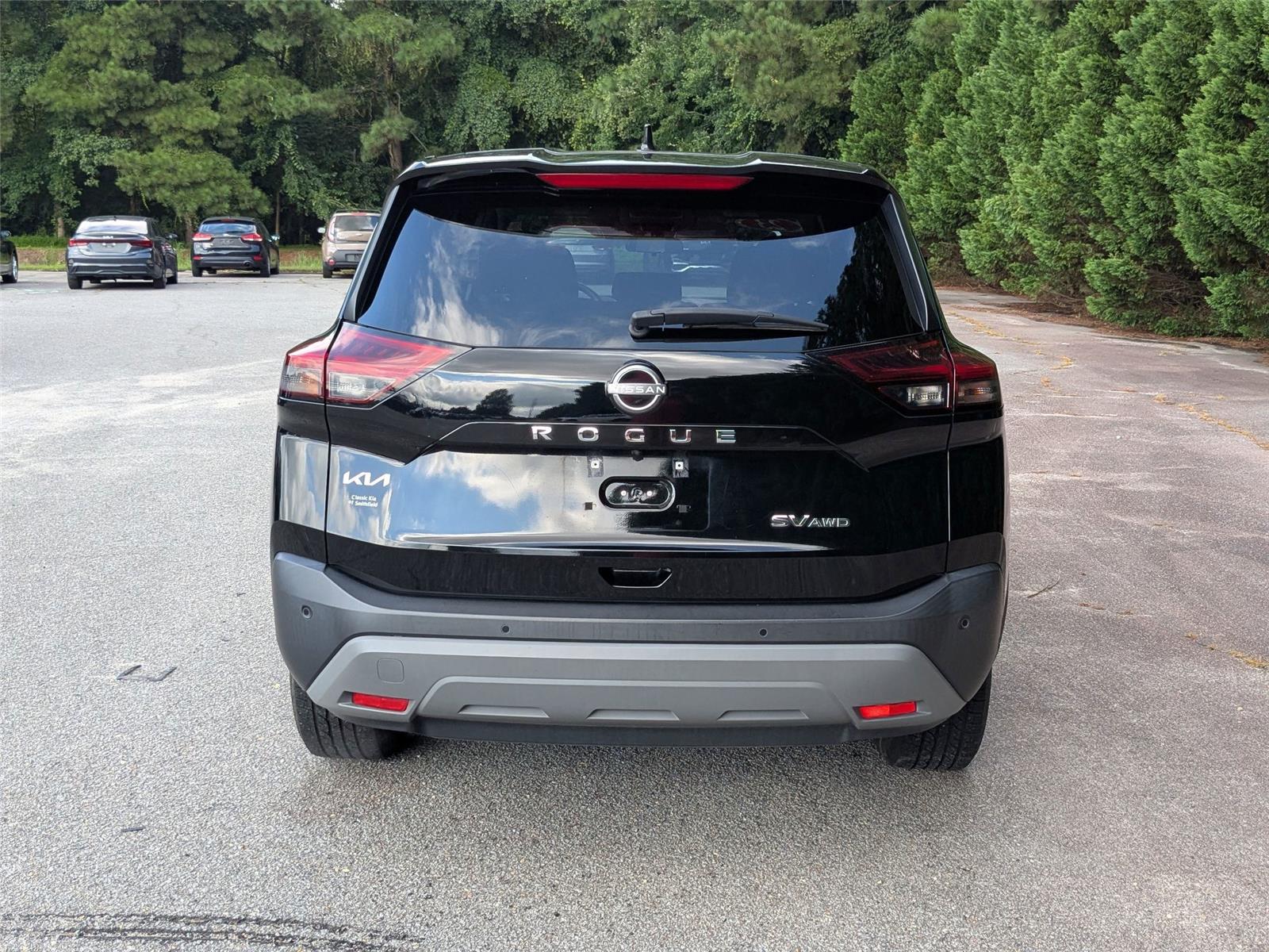 2023 Nissan Rogue SV photo 8