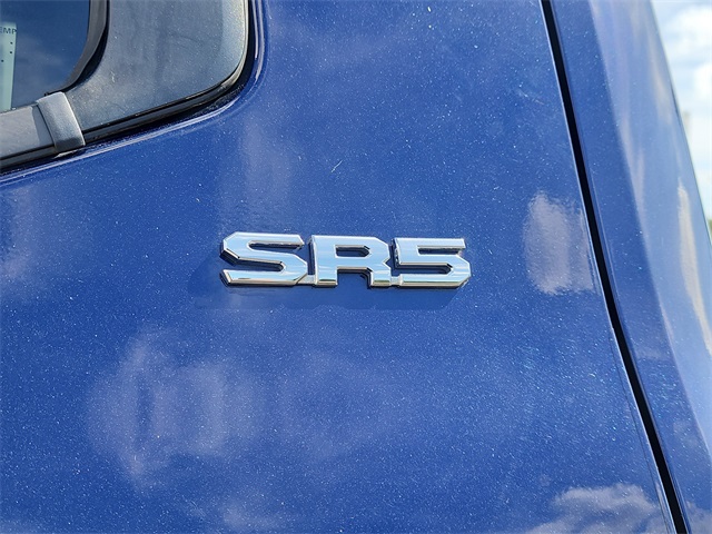 2022 Toyota Tundra SR5 photo 8
