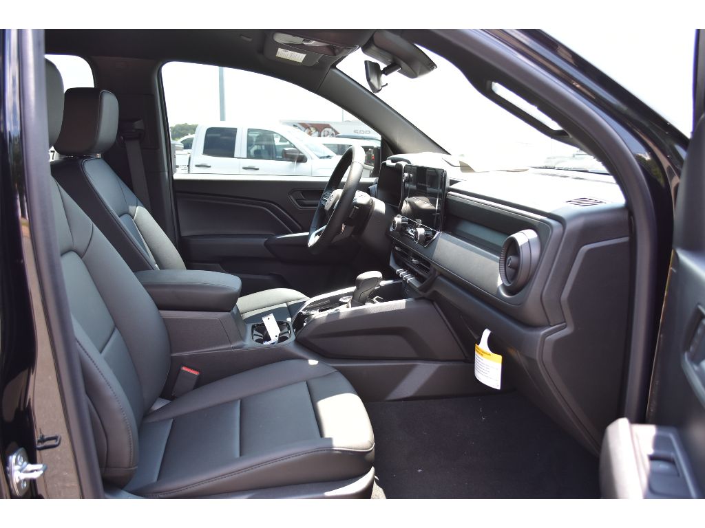 2025 Chevrolet Colorado Trail Boss photo 14