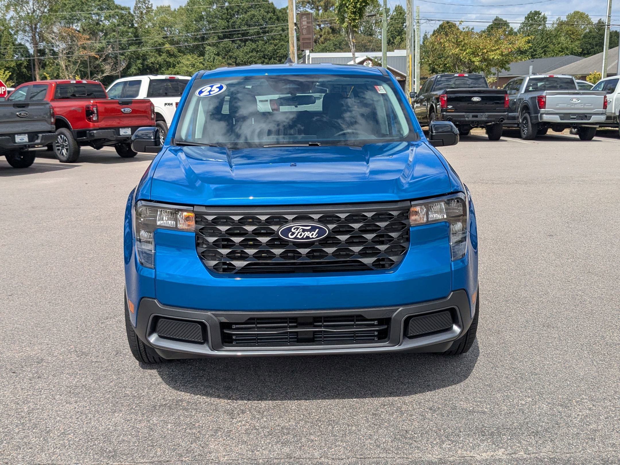 2025 Ford Maverick XLT photo 3