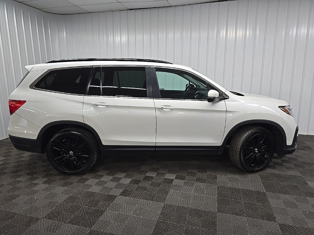 2022 Honda Pilot Special Edition photo 2
