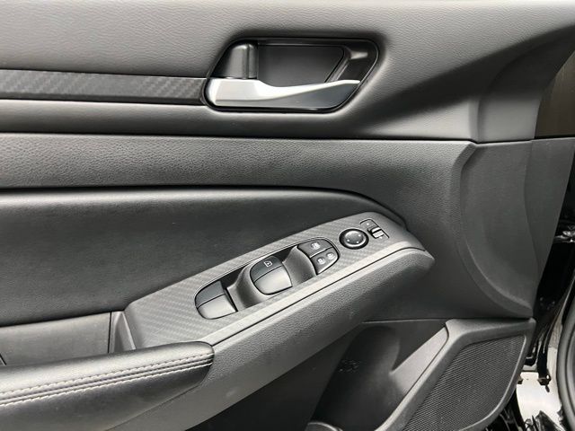 2024 Nissan Altima 2.5 SV photo 22