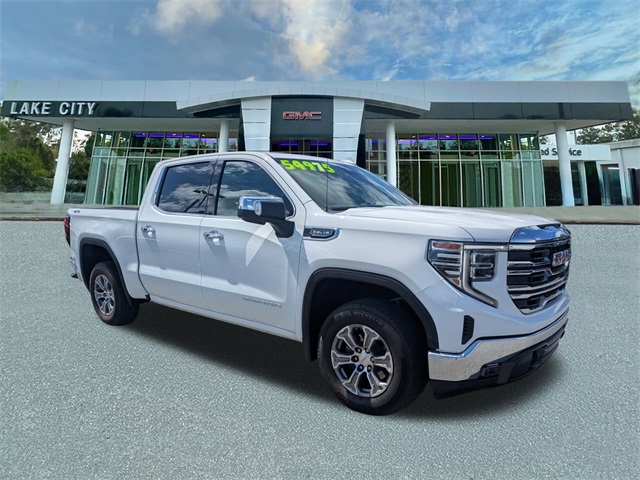 2025 GMC Sierra 1500 SLT's photo
