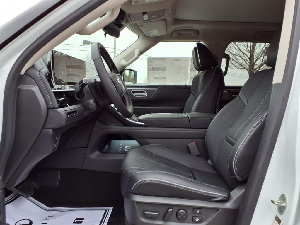 2025 Infiniti QX80 Sensory photo 4