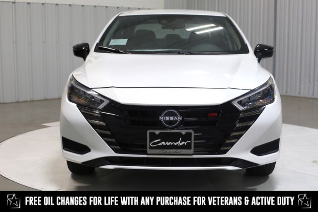 2025 Nissan Versa SR photo 3