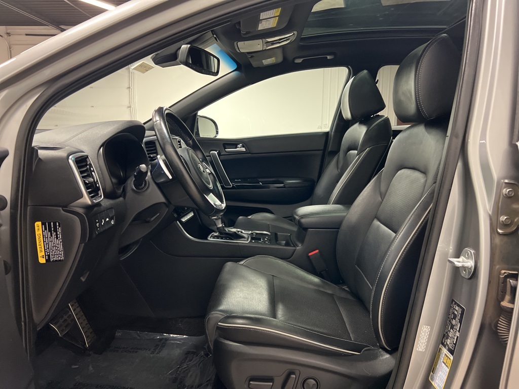 2020 Kia Sportage SX photo 9