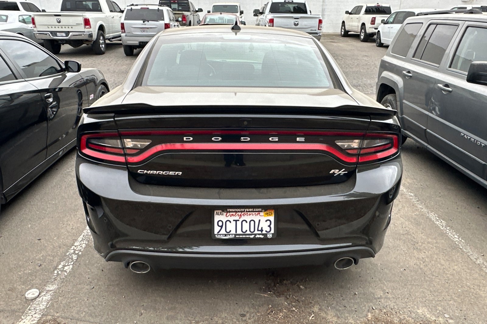 2022 Dodge Charger R/T photo 4