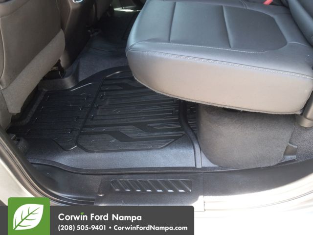 Used 2020 Gray GMC SLT image 27