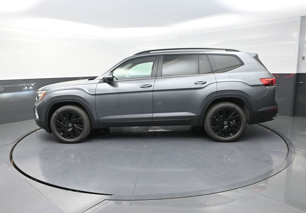 2025 Volkswagen Atlas SE Technology photo 4