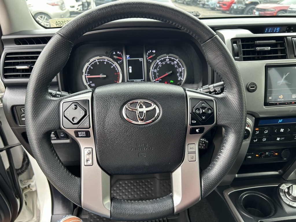 2022 Toyota 4Runner Limited photo 15