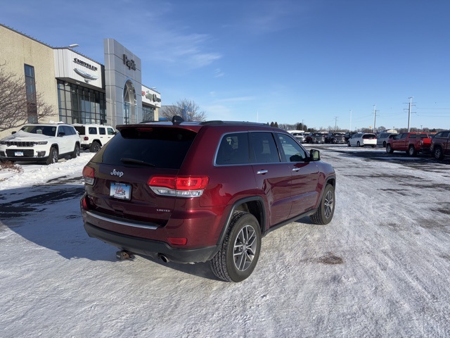 Used 2018 Jeep Grand Cherokee Limited with VIN 1C4RJFBG8JC325187 for sale in Luverne, Minnesota