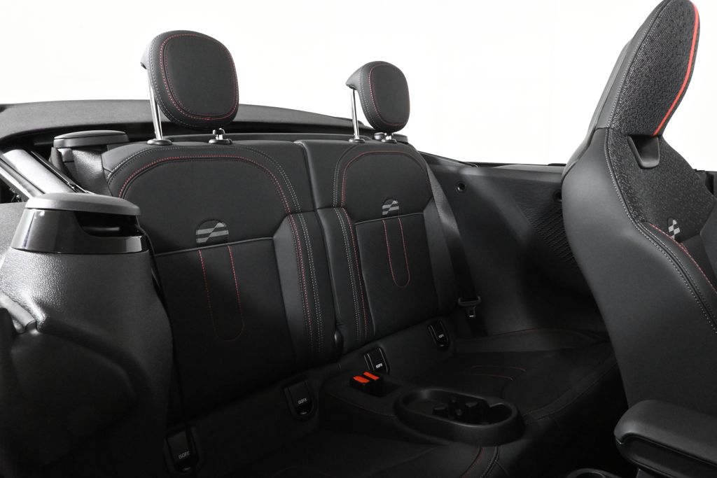 2026 Mini Cooper Convertible Iconic photo 36