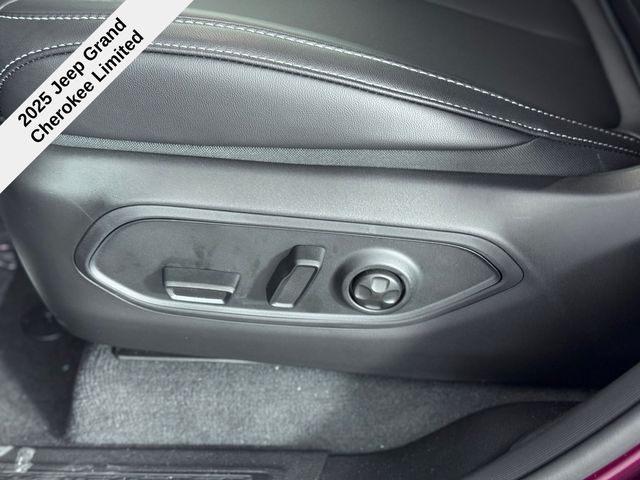 2025 Jeep Grand Cherokee Limited photo 17