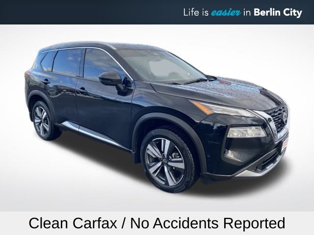 2023 Nissan Rogue SL's photo