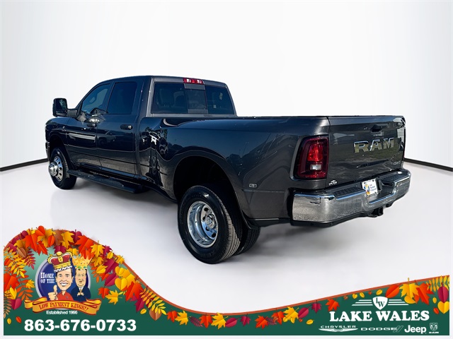 2026 Ram 3500 Tradesman photo 4