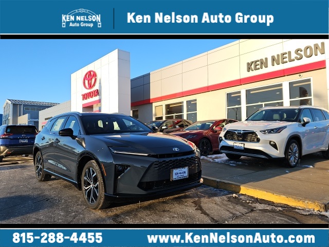 2025 Toyota Crown Signia XLE's photo