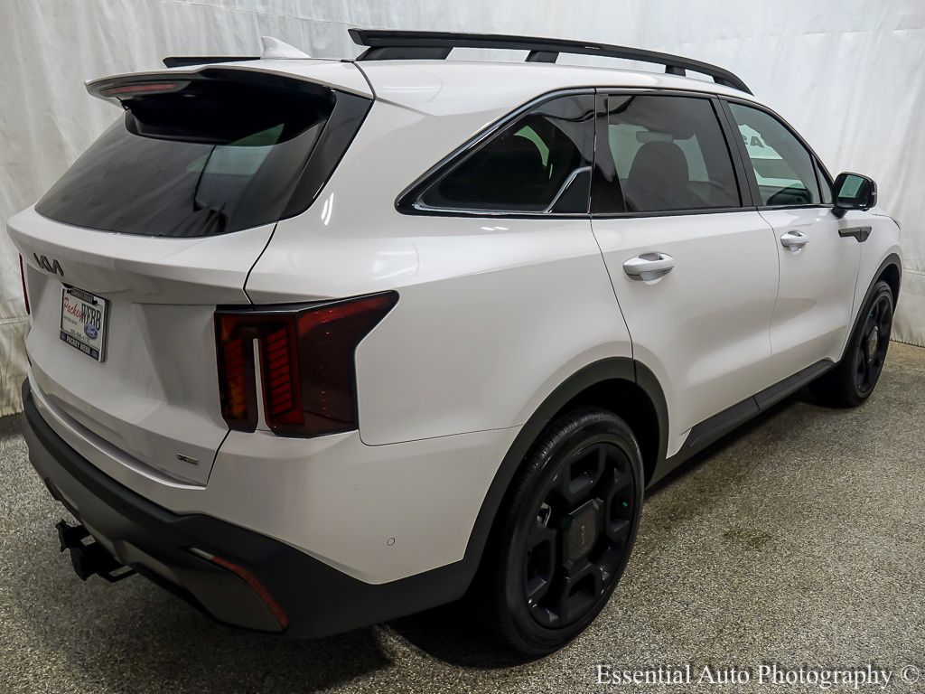 2025 KIA SORENTO - Image 8