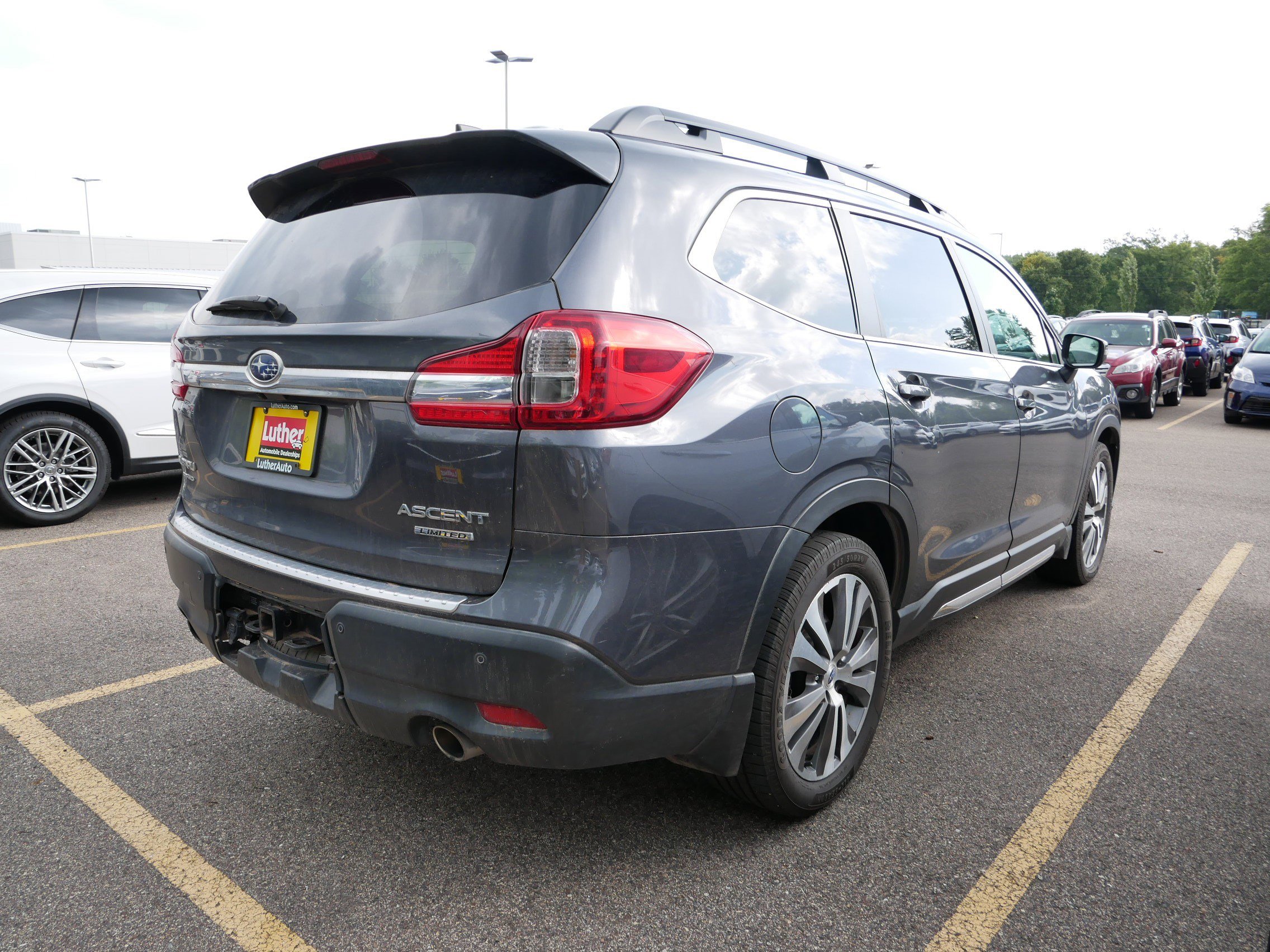 2019 Subaru Ascent Limited photo 2