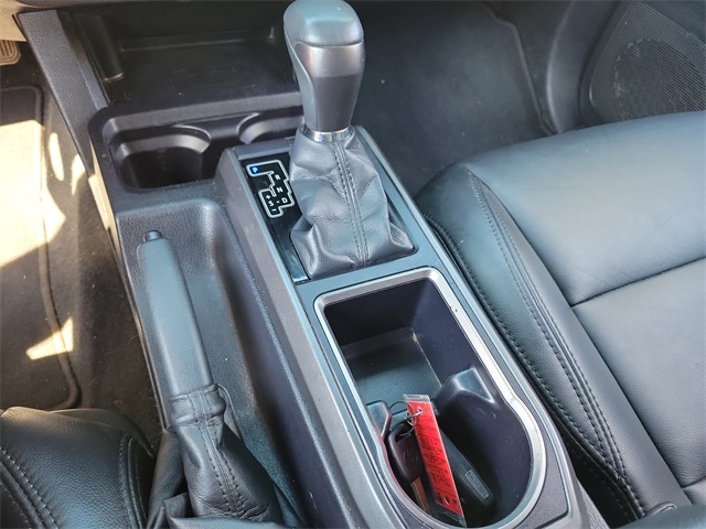 2022 Toyota Tacoma V6 photo 24