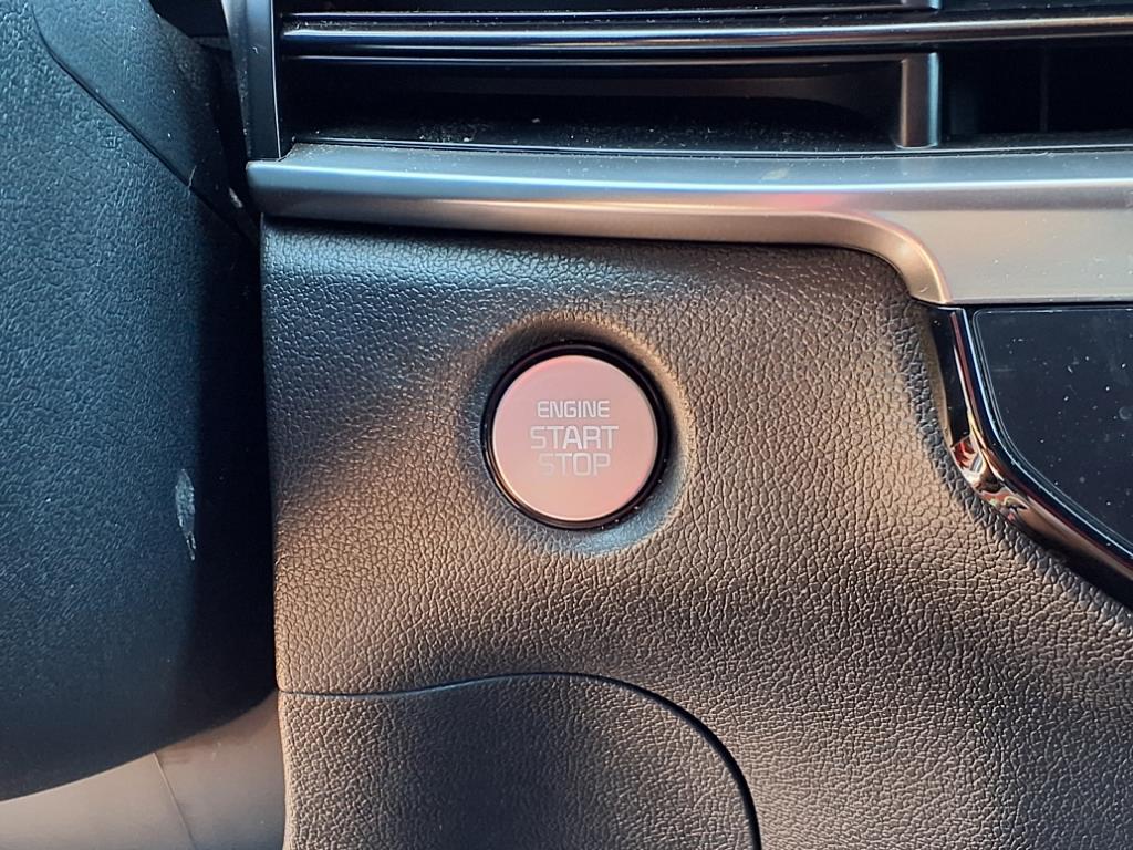 2025 Kia Sorento S photo 11