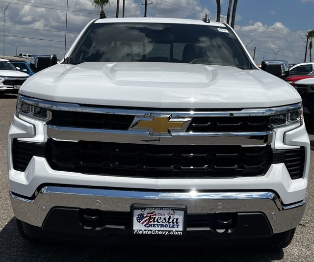 2026 Chevrolet Silverado 1500 LT photo 2