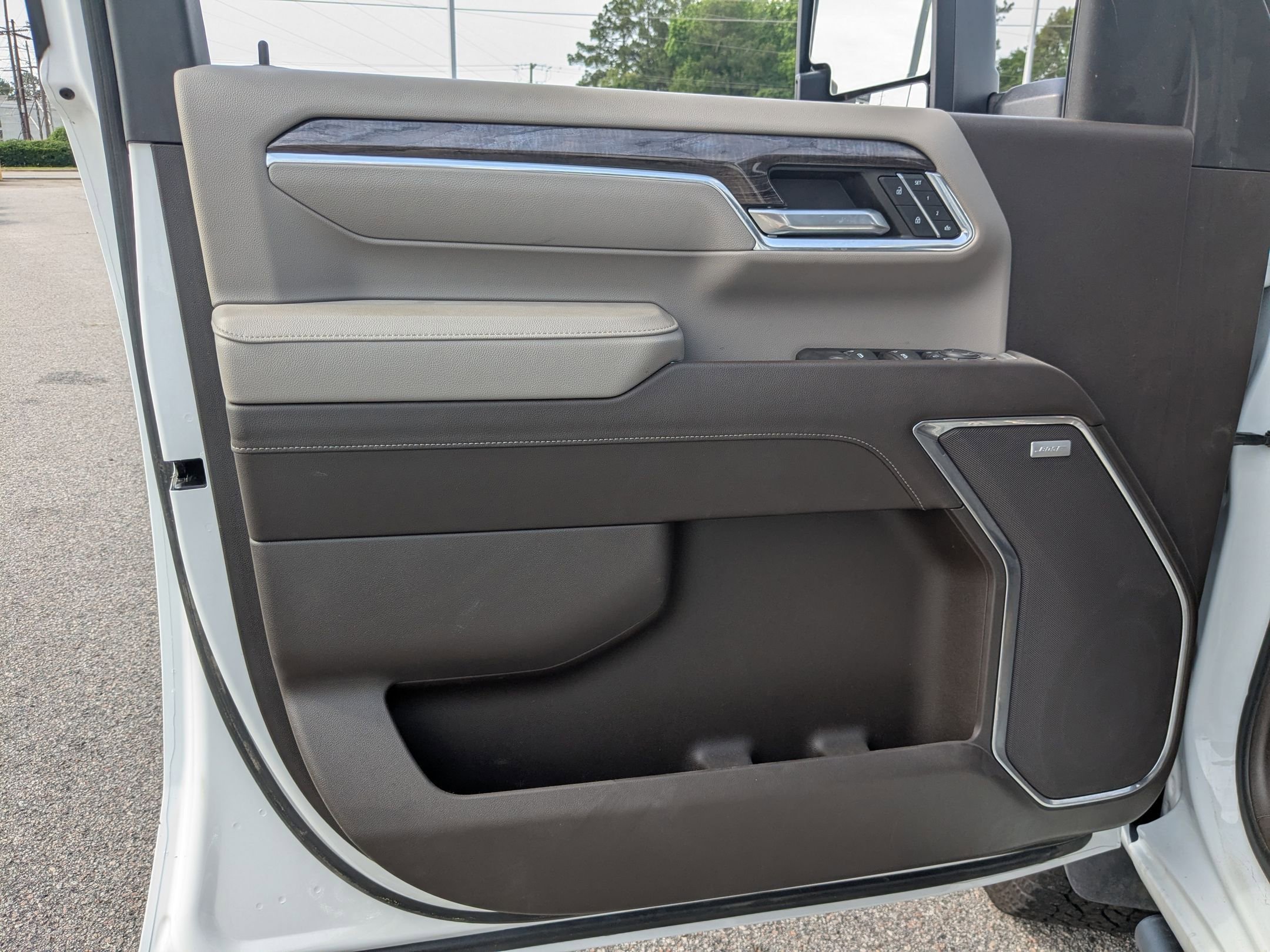 2024 Chevrolet Silverado 2500HD LTZ photo 11