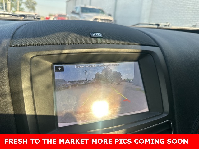 2019 Lincoln MKT photo 16