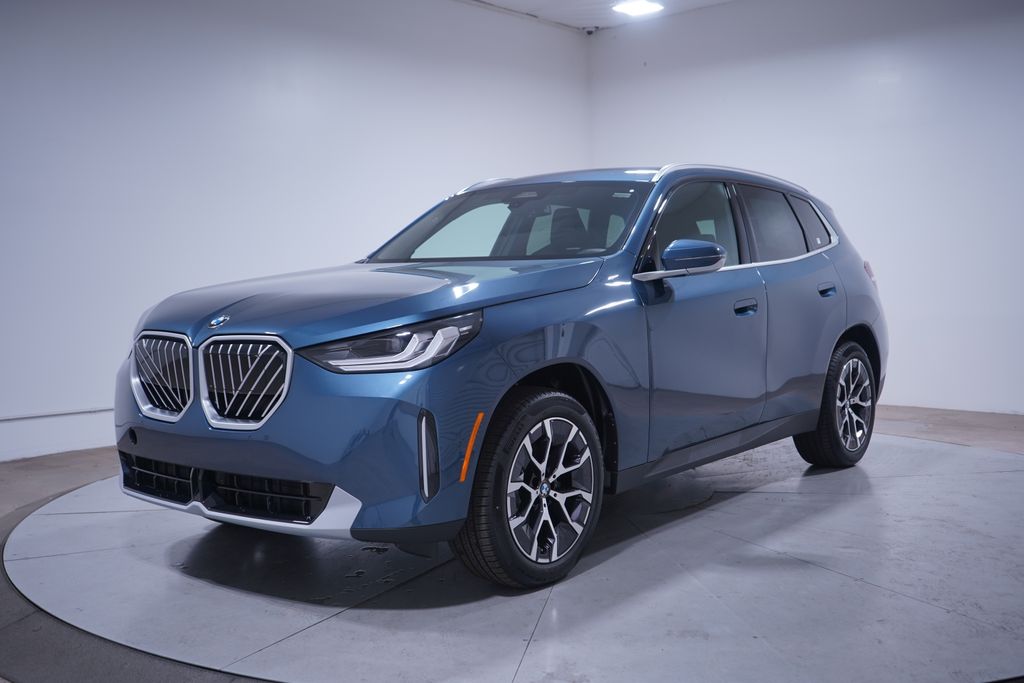 2026 BMW X3 30's photo