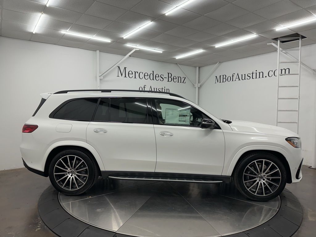 2026 Mercedes Benz GLS 580 4MATIC photo 5