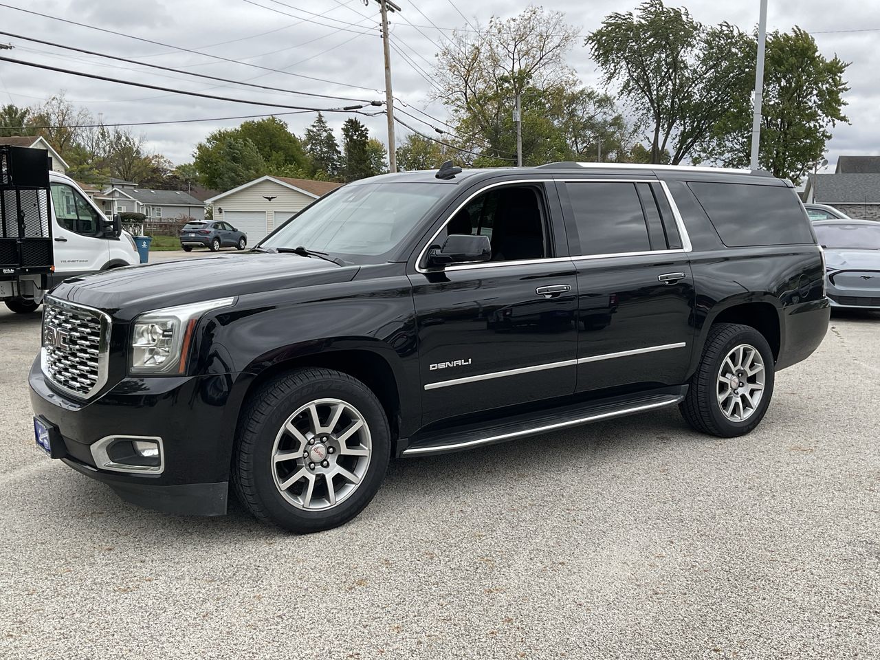 2019 GMC Yukon XL Denali's photo