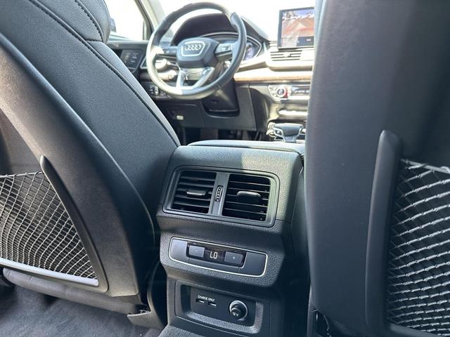 2024 Audi Q5 Premium S line Plus 45 TFSI photo 16