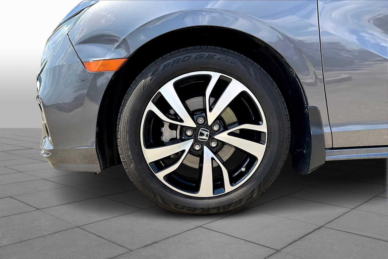 2020 Honda Odyssey Elite photo 8