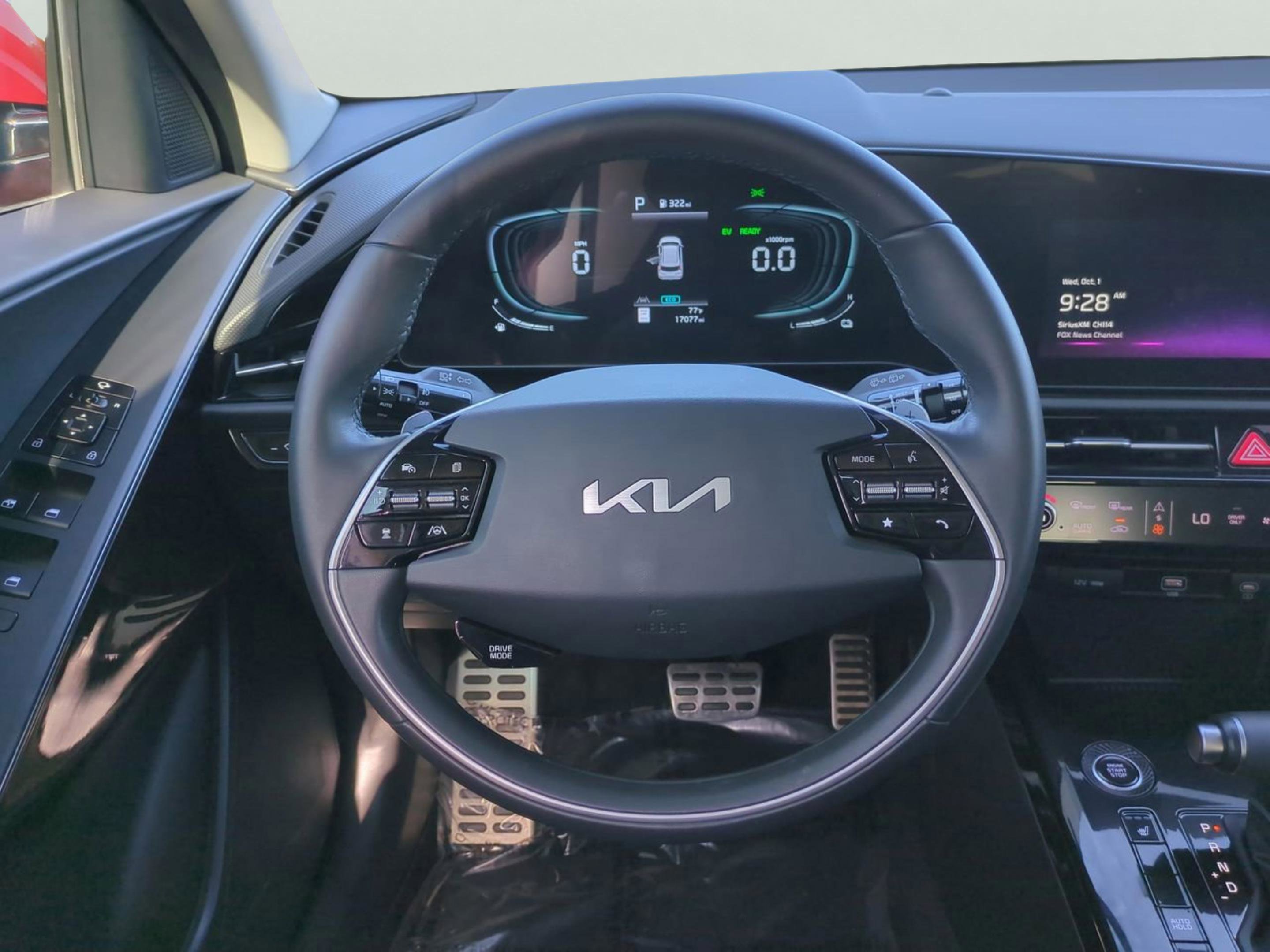 2023 Kia Niro EX Touring photo 16