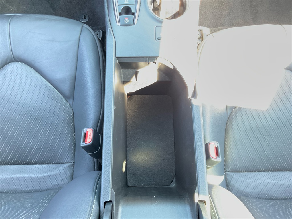 2023 Toyota Camry XSE photo 11