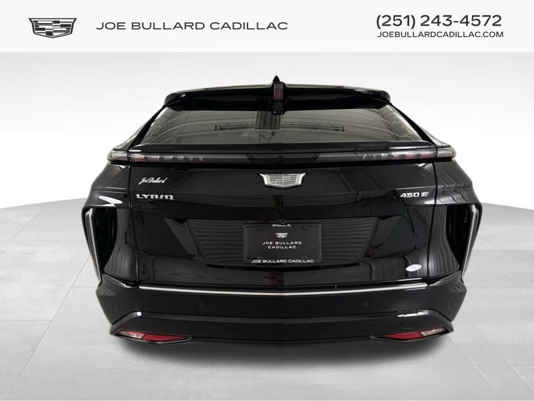 2025 Cadillac Lyriq Luxury photo 3