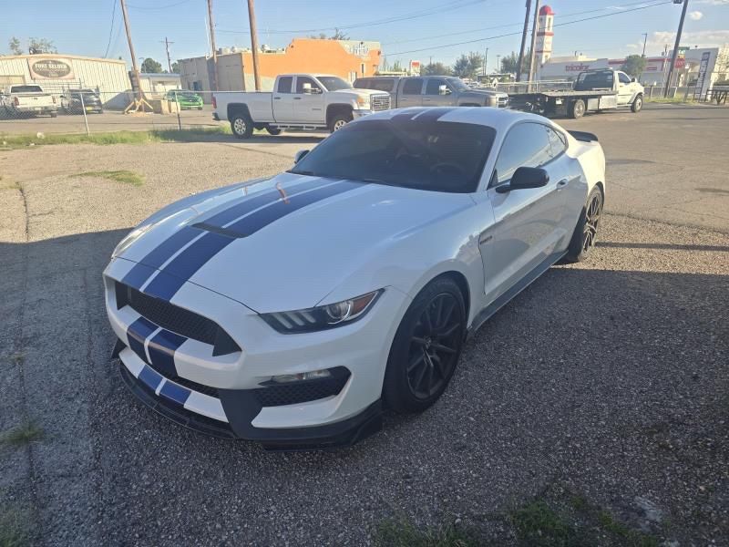 2016 Ford Mustang Shelby GT350 photo 2