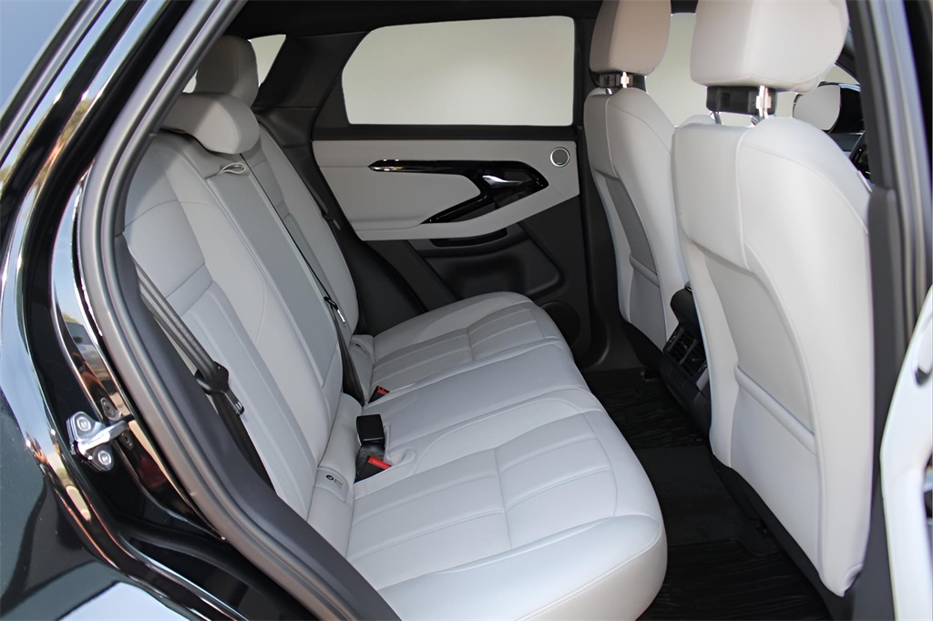 2026 Land Rover Range Rover Evoque S photo 17
