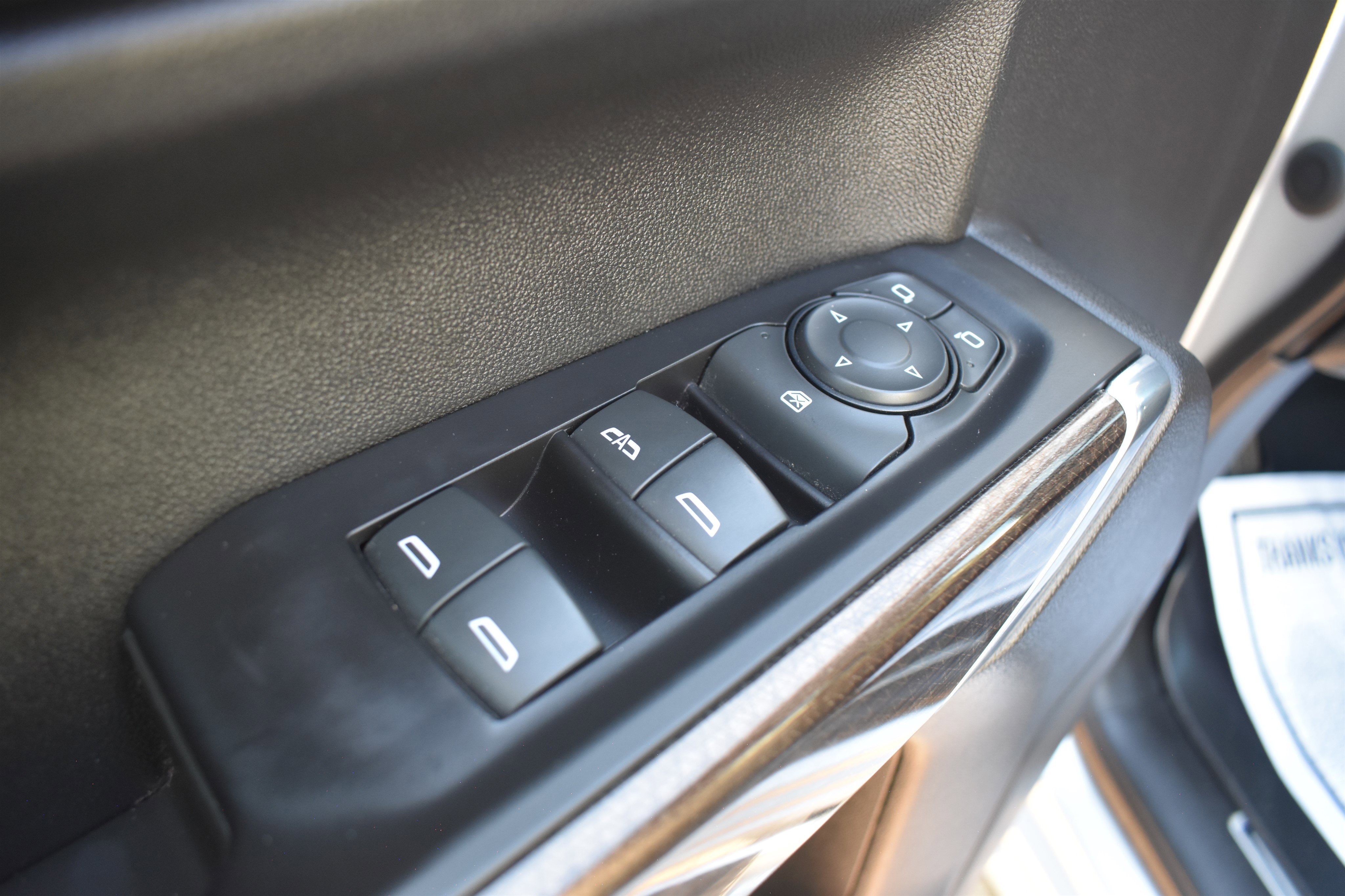 2020 Chevrolet Silverado 1500 RST photo 5