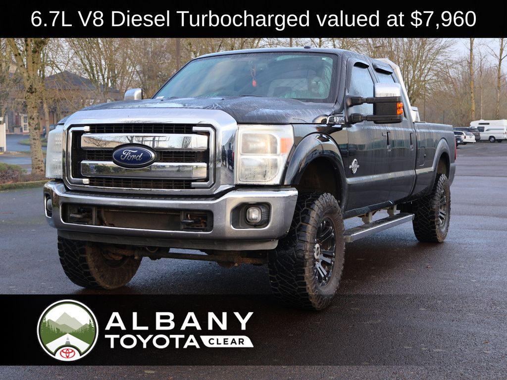 2012 Ford F-350 Super Duty Lariat's photo