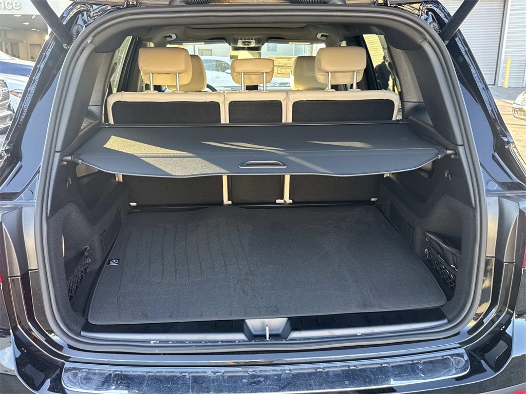 2026 Mercedes Benz GLB 250 photo 4