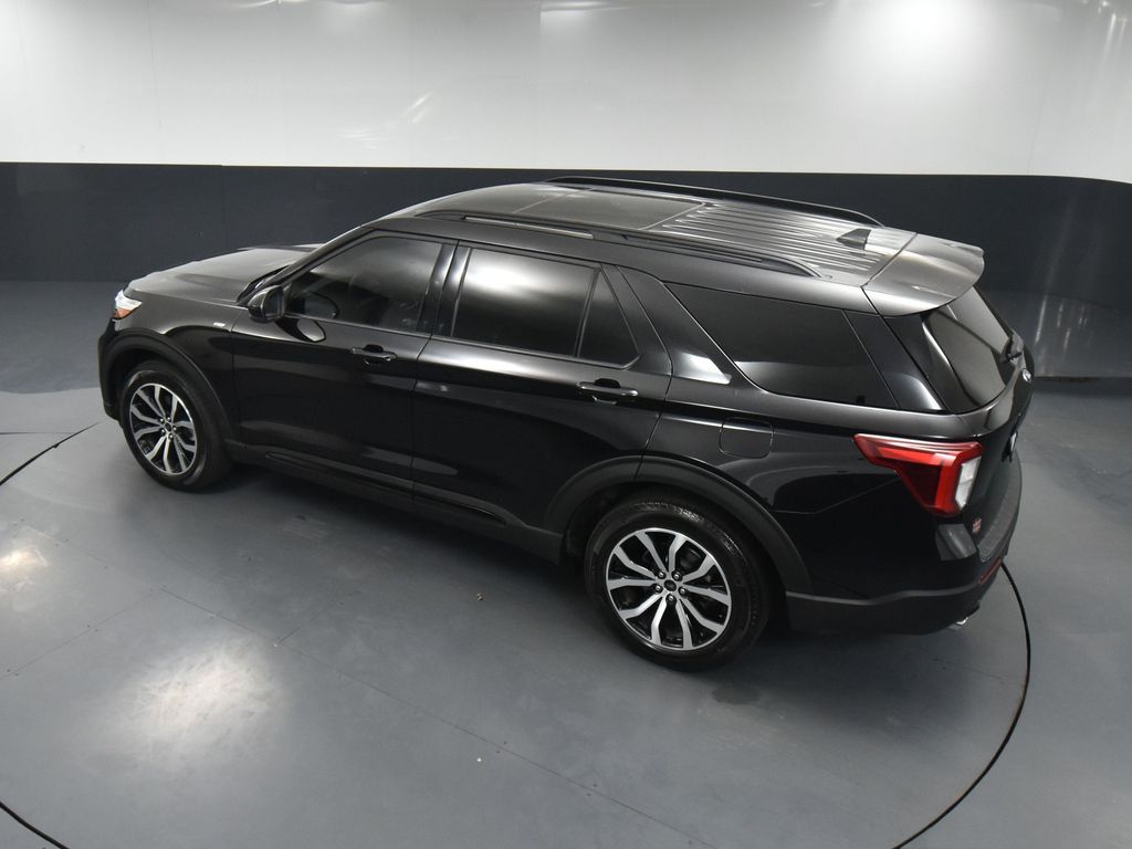 2024 Ford Explorer ST-Line photo 50